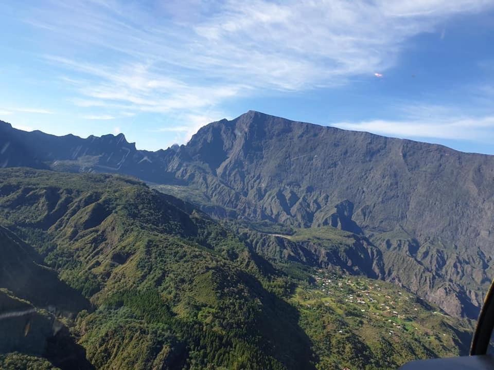 T2C Lagon Austral "Escapade Australe" Saint Pierre Buitenkant foto